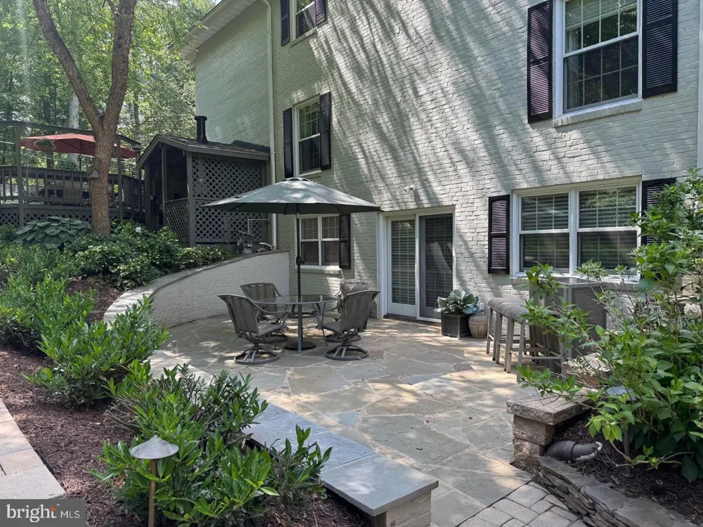304 CHESAPEAKE DRIVE Great Falls, VA 22066