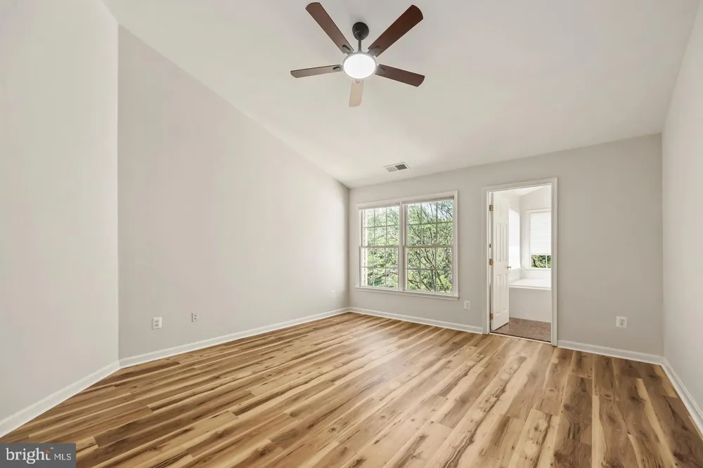 20951 CHEROKEE TERRACE Sterling, VA 20165