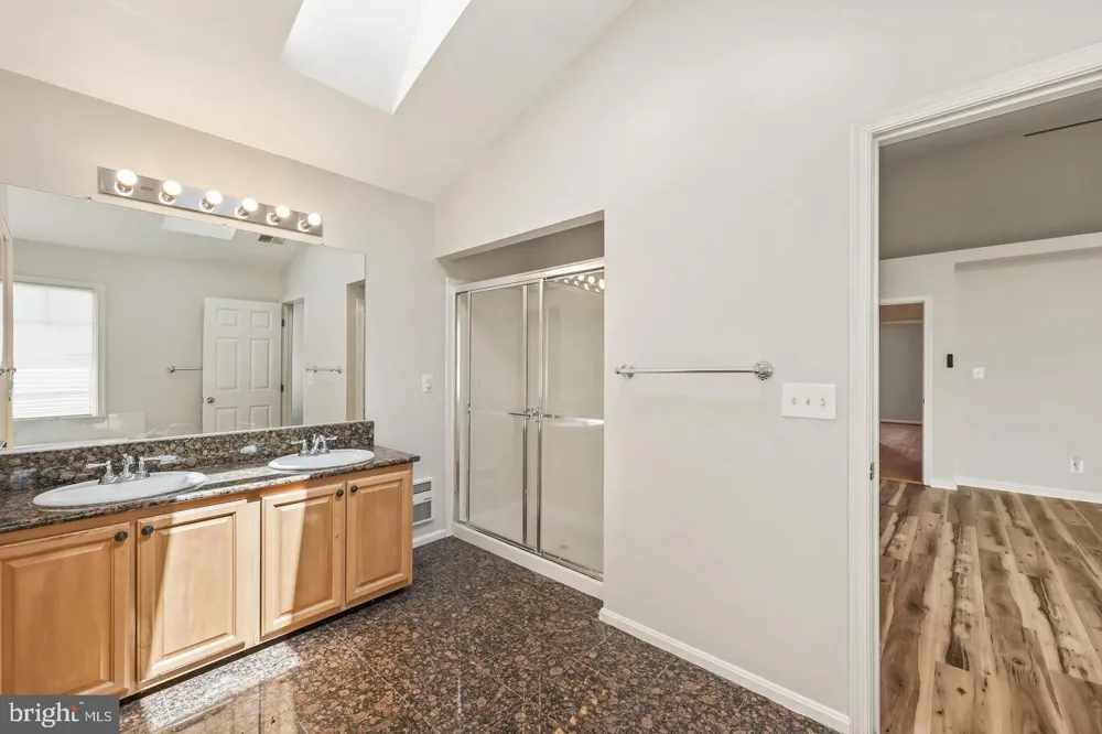 20951 CHEROKEE TERRACE Sterling, VA 20165
