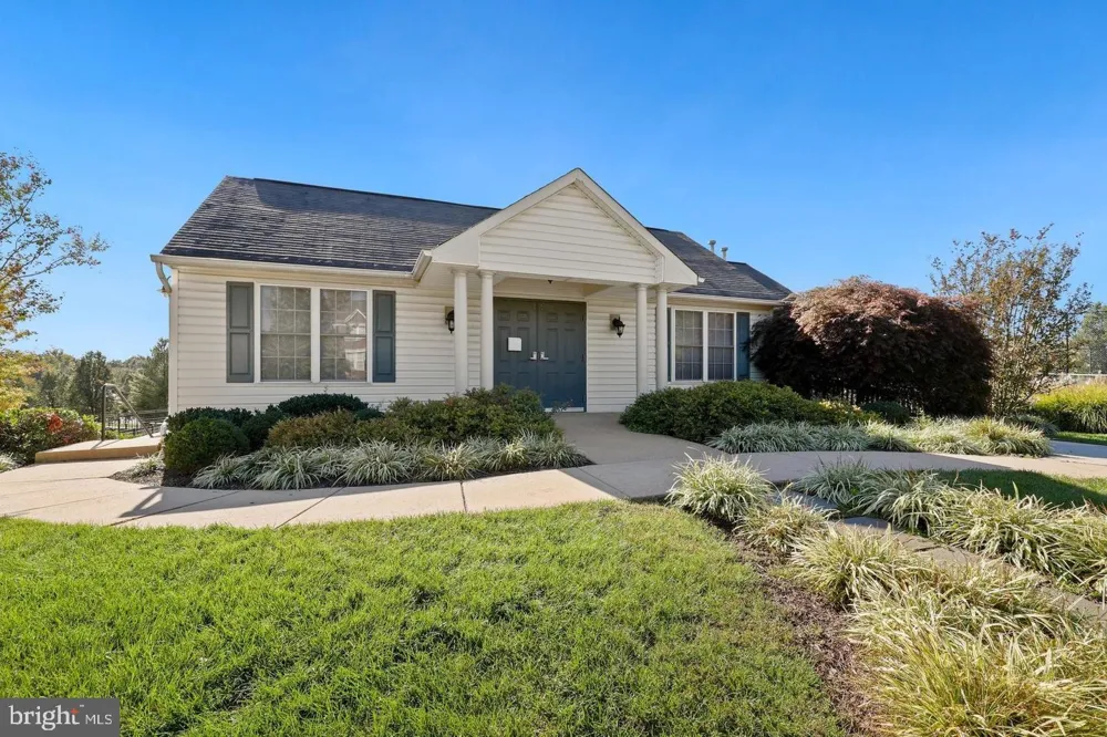 20951 CHEROKEE TERRACE Sterling, VA 20165