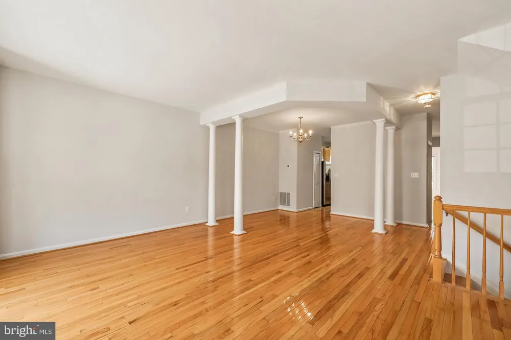 20951 CHEROKEE TERRACE Sterling, VA 20165