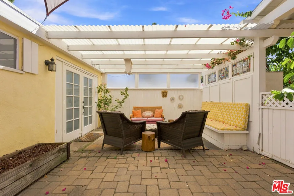 1848 Oxford Avenue Pasadena, CA 91104