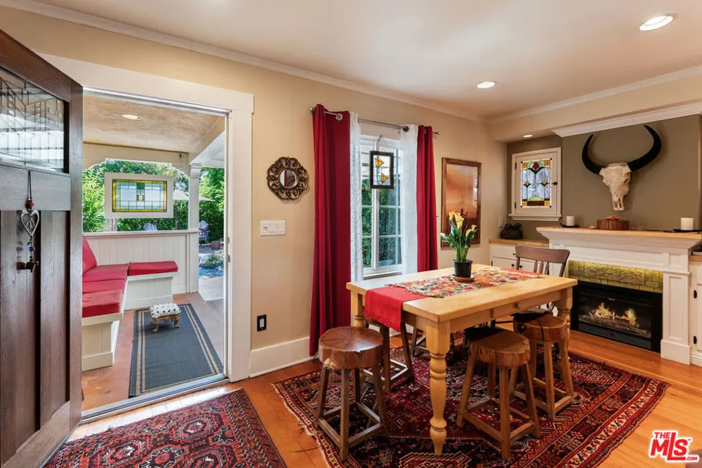 1848 Oxford Avenue Pasadena, CA 91104