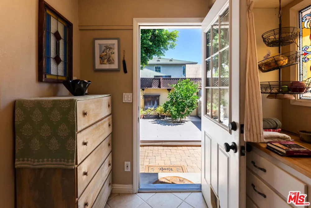 1848 Oxford Avenue Pasadena, CA 91104