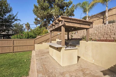 1415 EWING DR