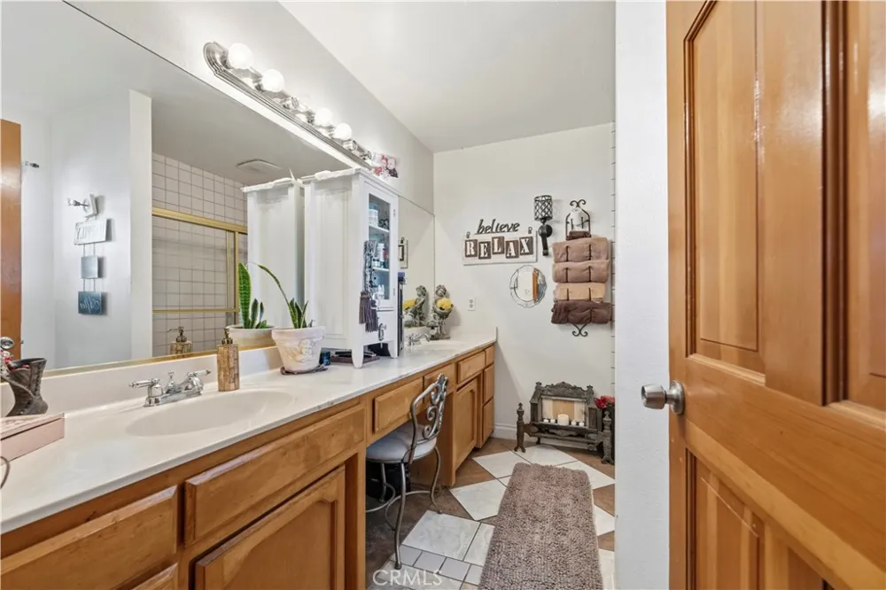 37350 115th Street E Littlerock, CA 93543