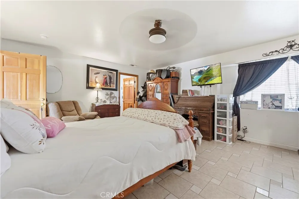 37350 115th Street E Littlerock, CA 93543