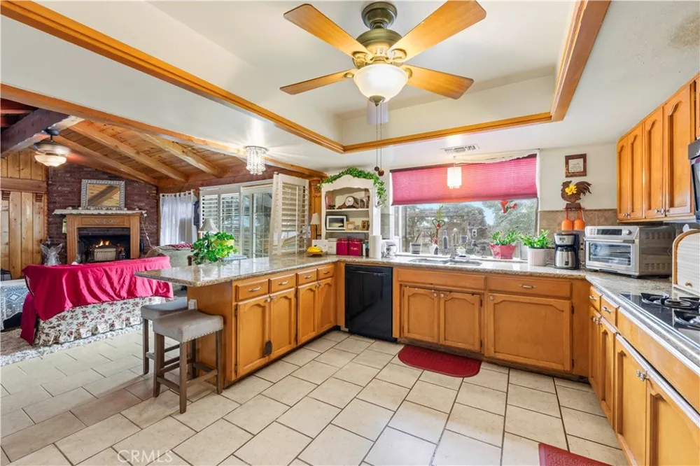 37350 115th Street E Littlerock, CA 93543