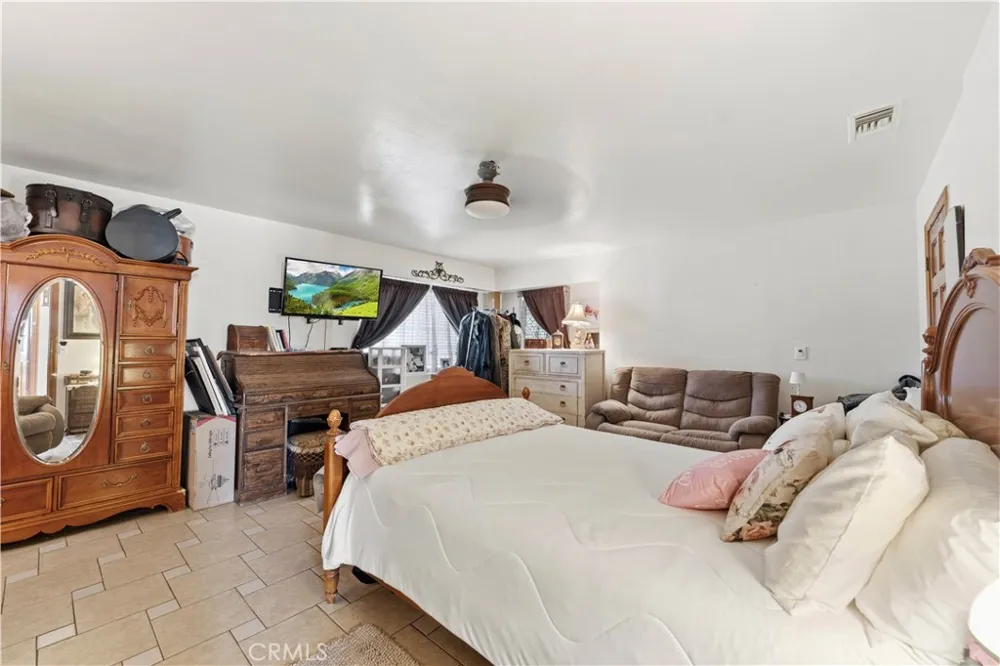37350 115th Street E Littlerock, CA 93543