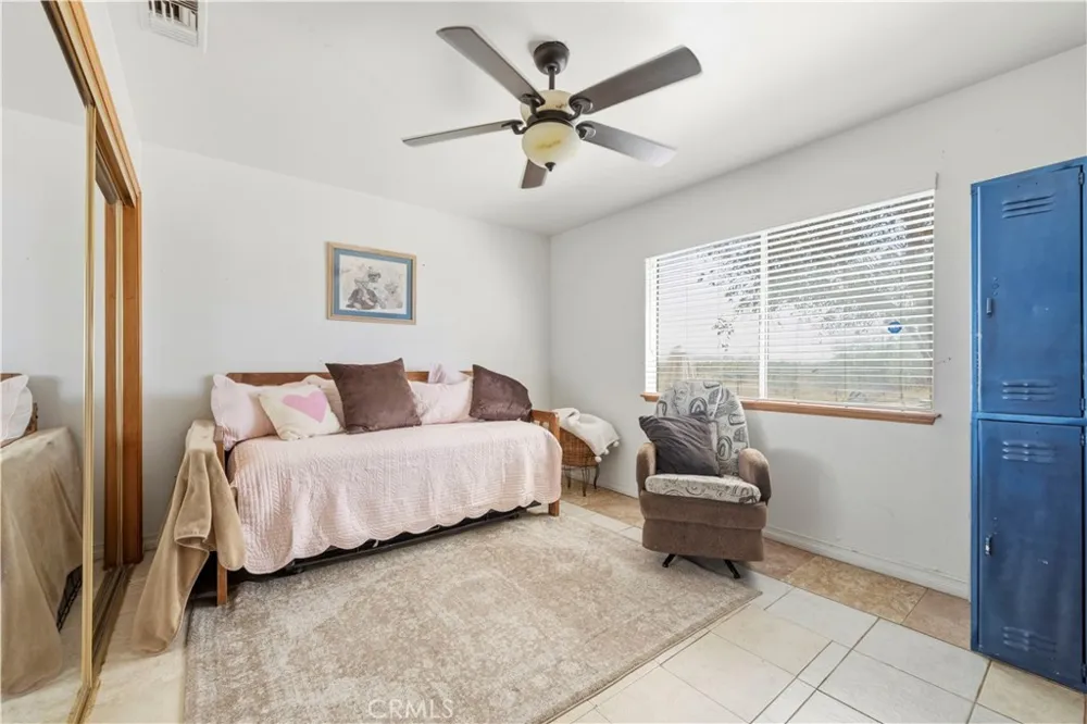 37350 115th Street E Littlerock, CA 93543