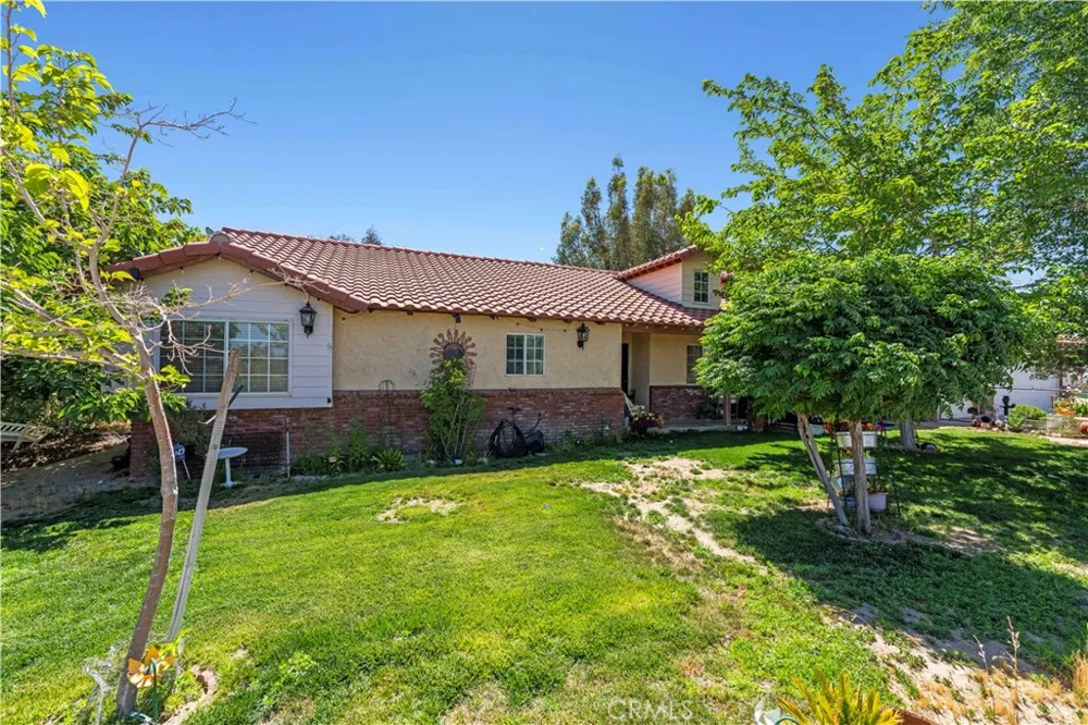 37350 115th Street E Littlerock, CA 93543