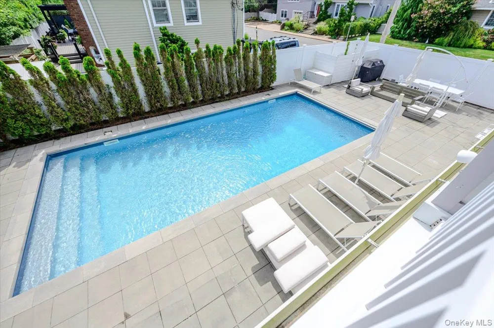 59 Woodhail Lido Beach, NY 11561