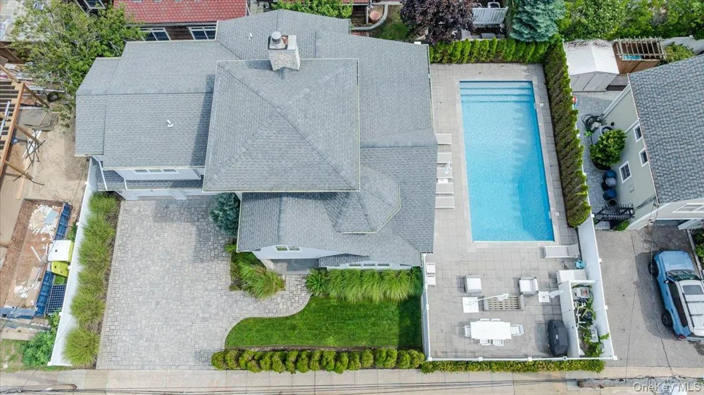 59 Woodhail Lido Beach, NY 11561