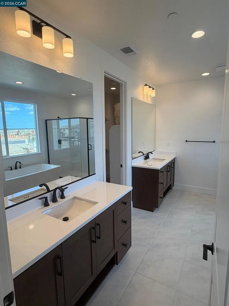 16165 Cartman Ct Lathrop, CA 95330