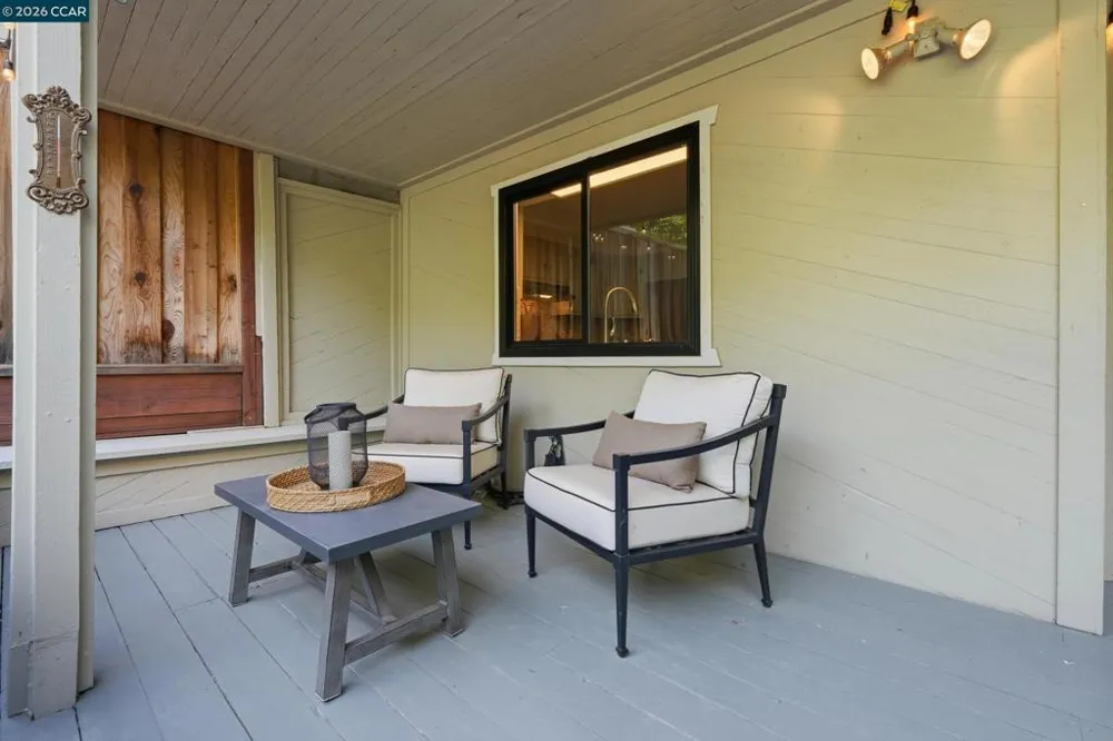 2 Heritage Oaks Rd Pleasant Hill, CA 94523
