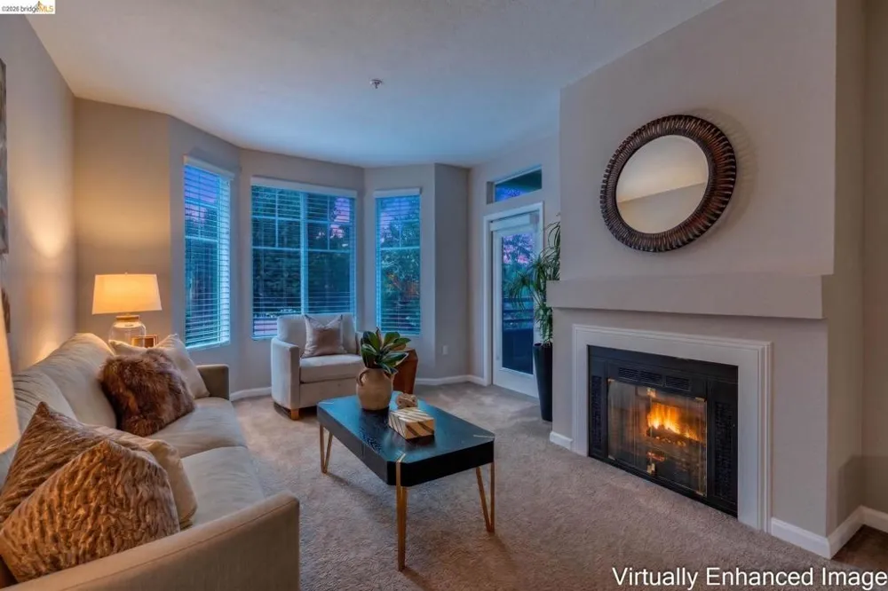 320 Caldecott #217 Oakland, CA 94618