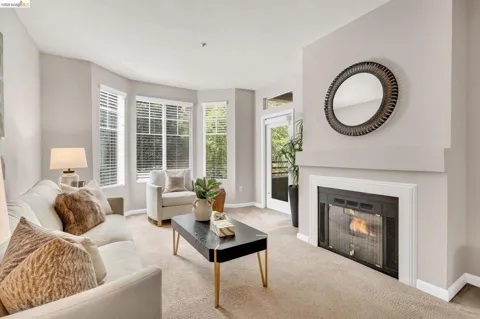 320 Caldecott #217