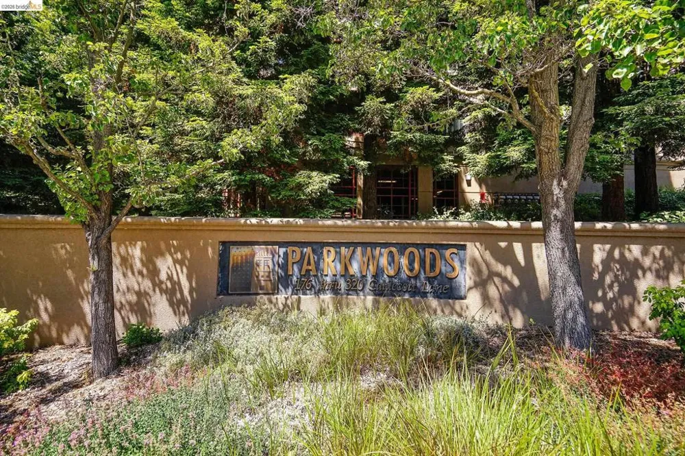 320 Caldecott #217 Oakland, CA 94618