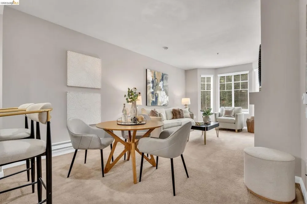 320 Caldecott #217 Oakland, CA 94618