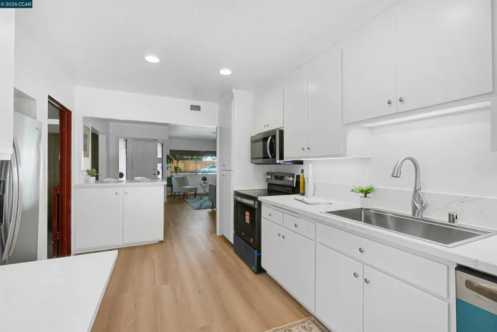 1193 Almendra Court Concord, CA 94518