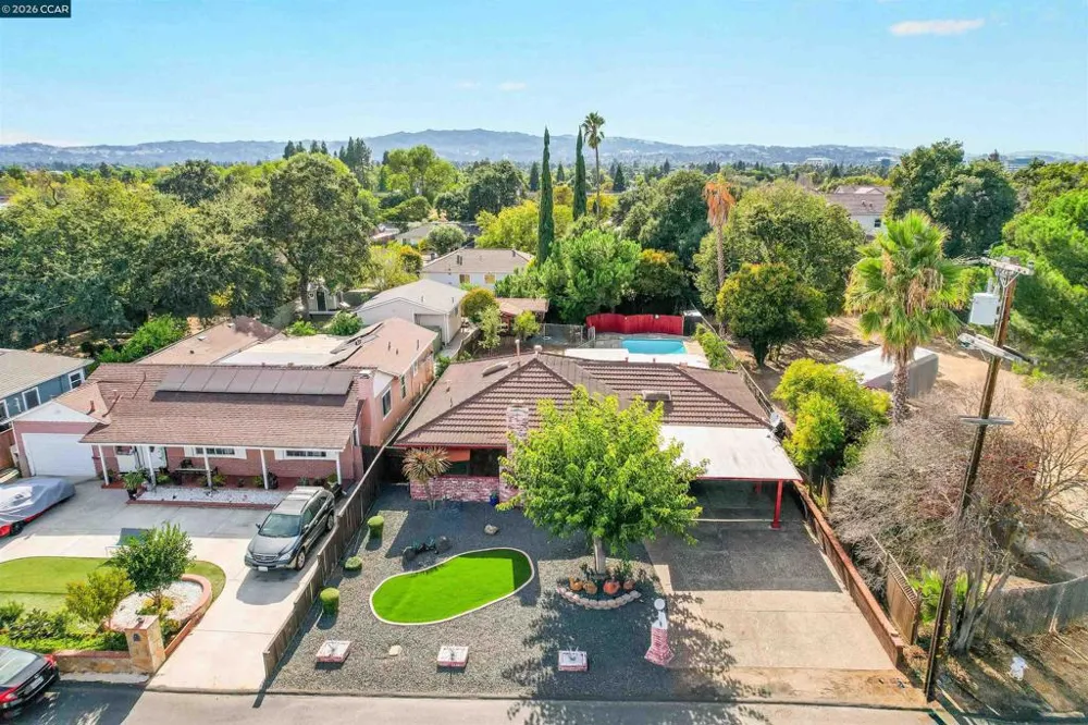 1193 Almendra Court Concord, CA 94518