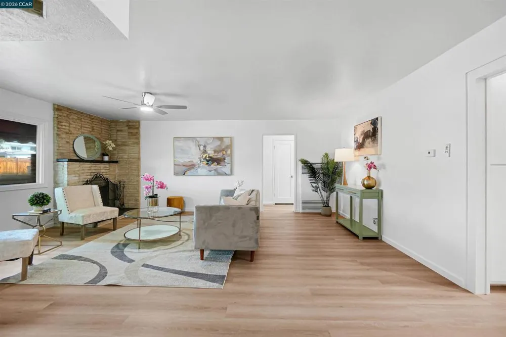 1193 Almendra Court Concord, CA 94518