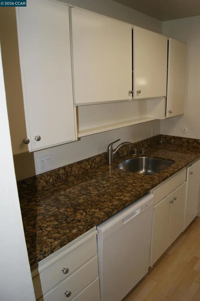320 Civic Dr #205 Walnut Creek, CA 94596
