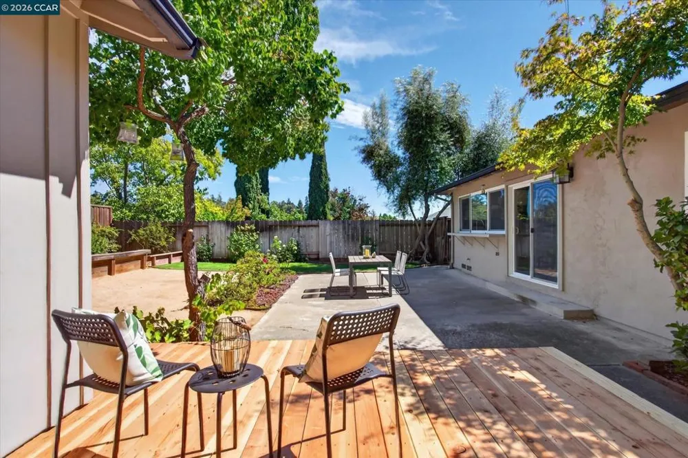1572 Fieldcrest Dr Pleasant Hill, CA 94523