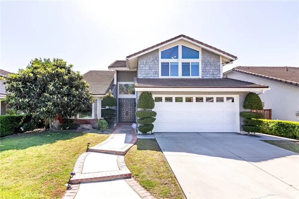 2106 Greenwood Court Fullerton, CA 92833