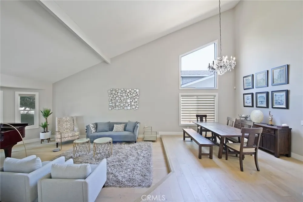 2106 Greenwood Court Fullerton, CA 92833