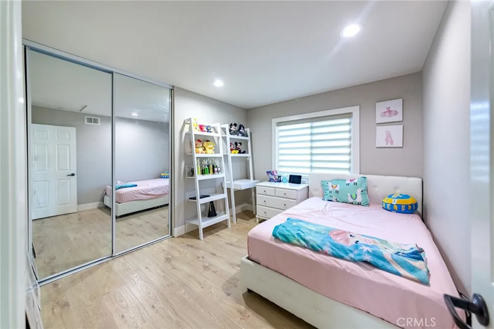 2106 Greenwood Court Fullerton, CA 92833