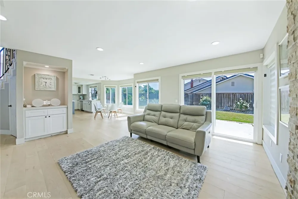 2106 Greenwood Court Fullerton, CA 92833