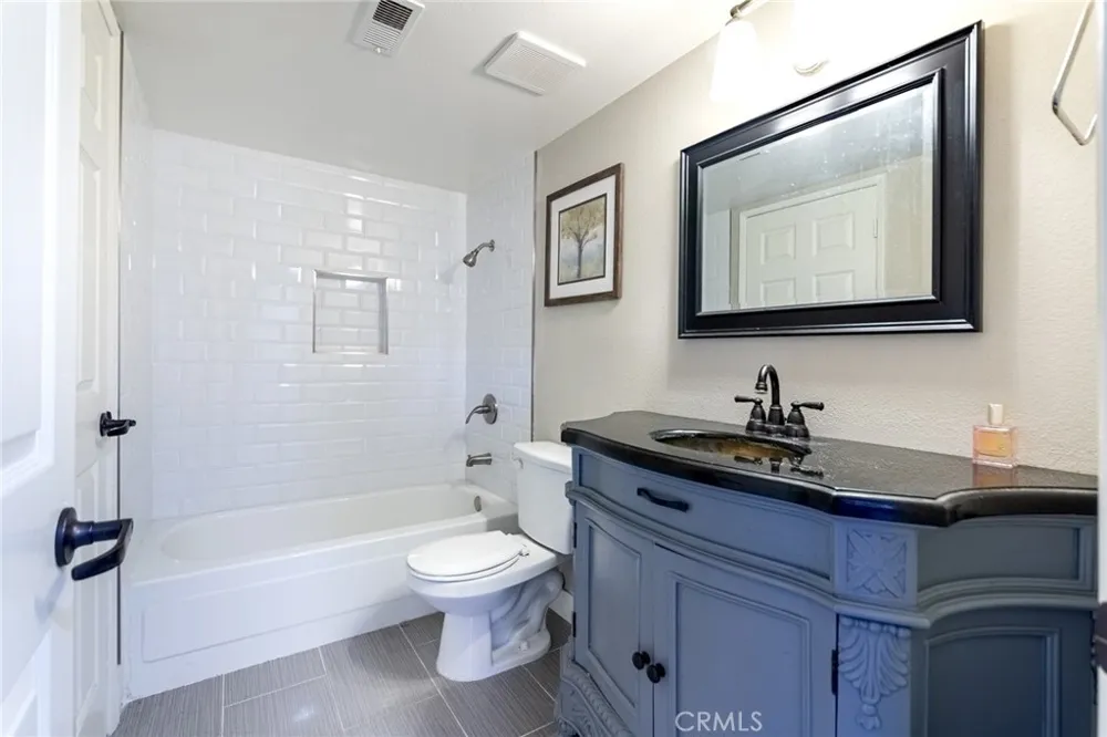 2106 Greenwood Court Fullerton, CA 92833