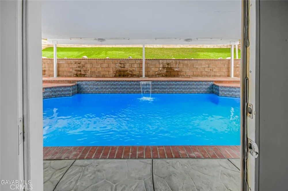 2810 Juniper Drive Palmdale, CA 93550