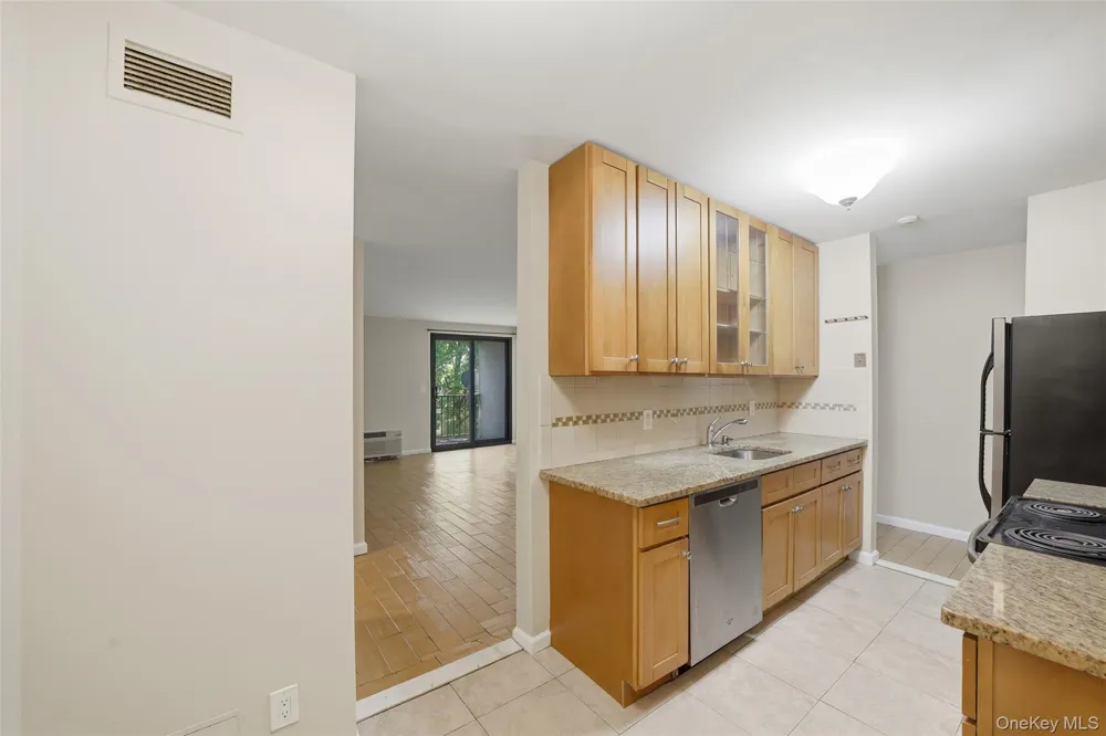 421 Broadway #17 Yonkers, NY 10701