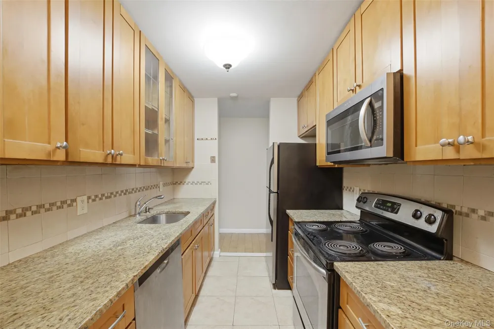 421 Broadway #17 Yonkers, NY 10701