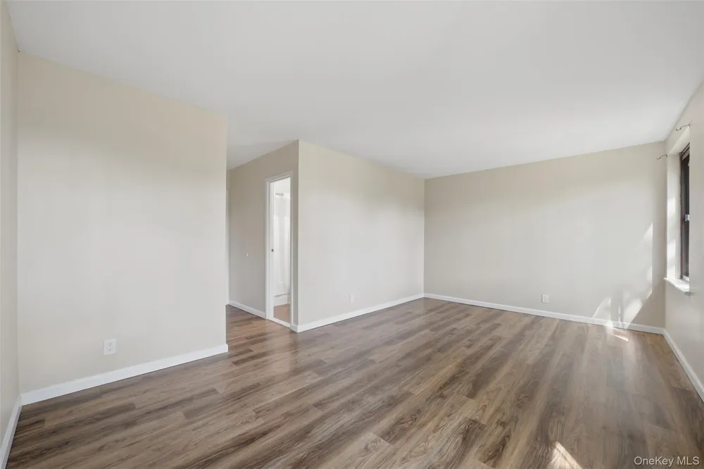 421 Broadway #17 Yonkers, NY 10701