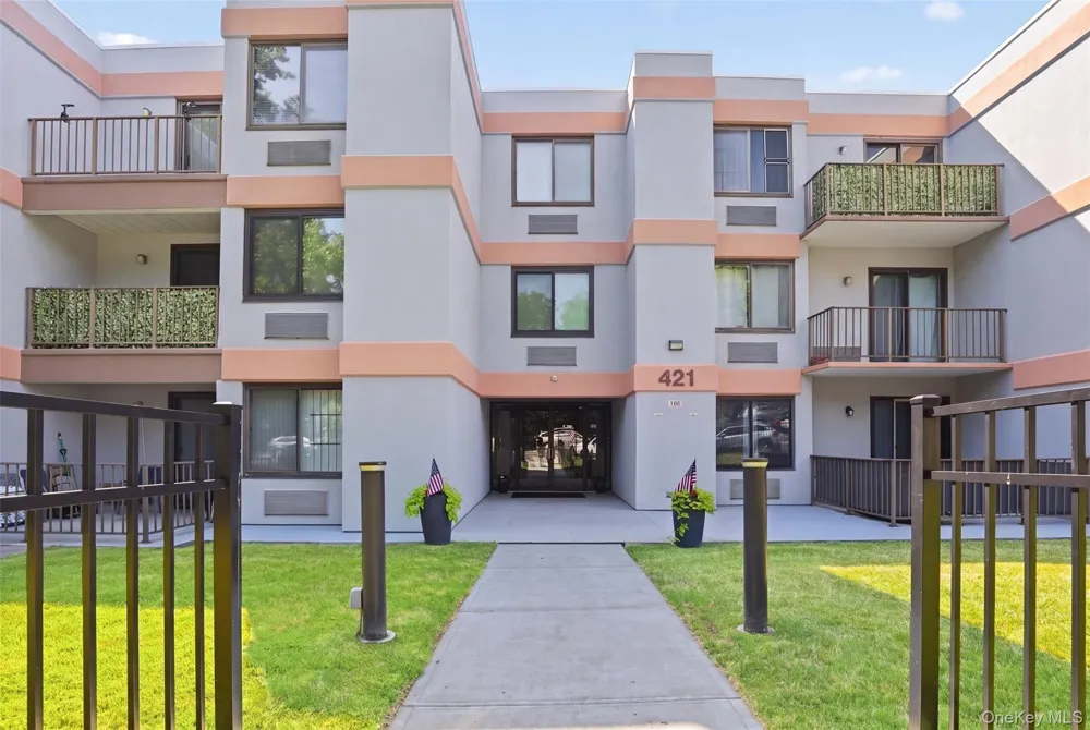 421 Broadway #17 Yonkers, NY 10701