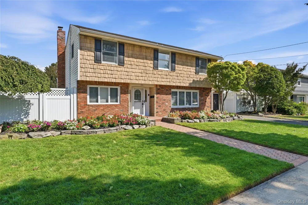 195 Utica Avenue Massapequa, NY 11758