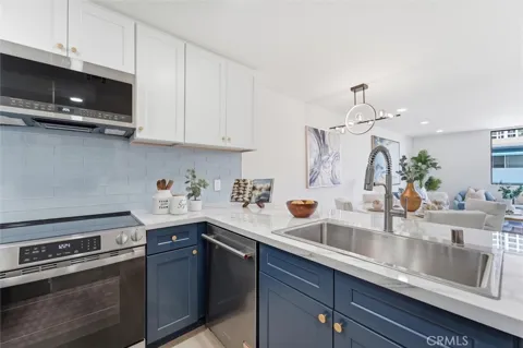 1140 E Ocean Boulevard #109