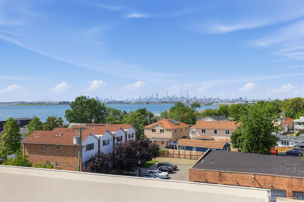 219 Admiral Lane #2219H Bronx, NY 10473