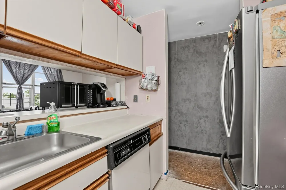 219 Admiral Lane #2219H Bronx, NY 10473