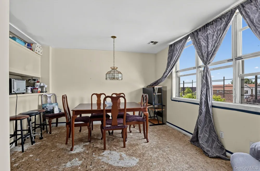 219 Admiral Lane #2219H Bronx, NY 10473