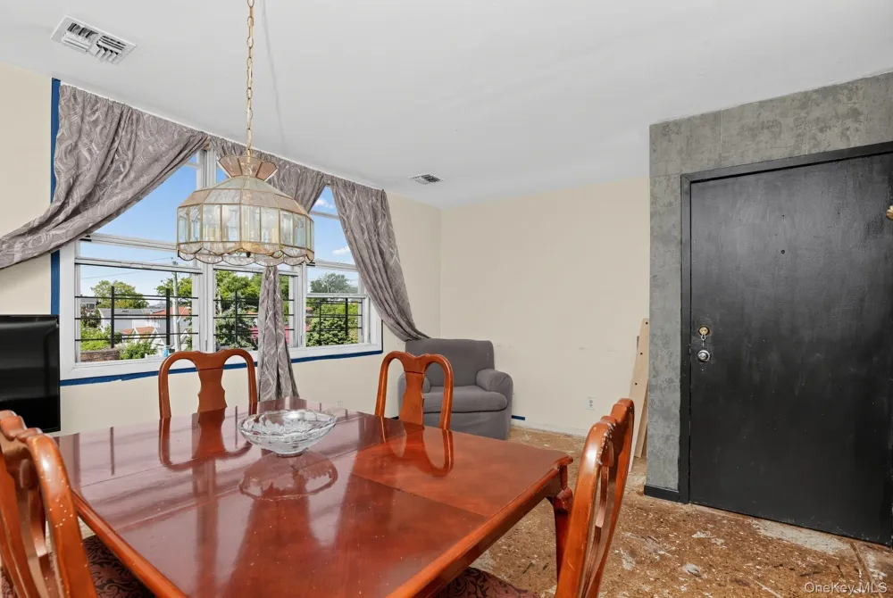 219 Admiral Lane #2219H Bronx, NY 10473