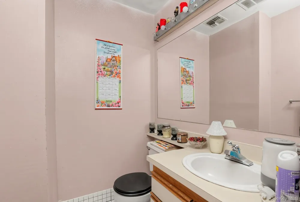 219 Admiral Lane #2219H Bronx, NY 10473