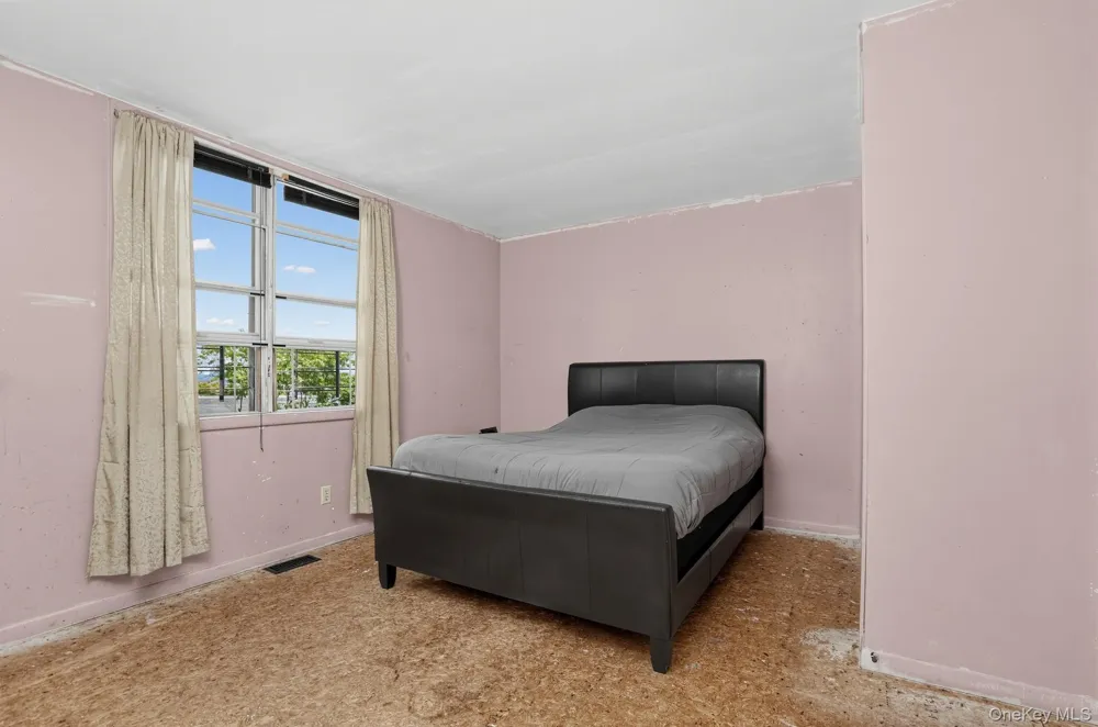 219 Admiral Lane #2219H Bronx, NY 10473