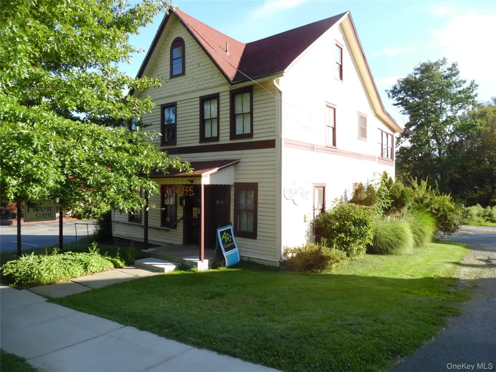 369 E Broadway Monticello, NY 12701