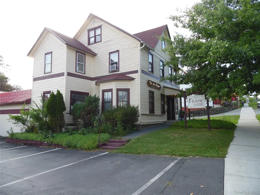 369 E Broadway Monticello, NY 12701