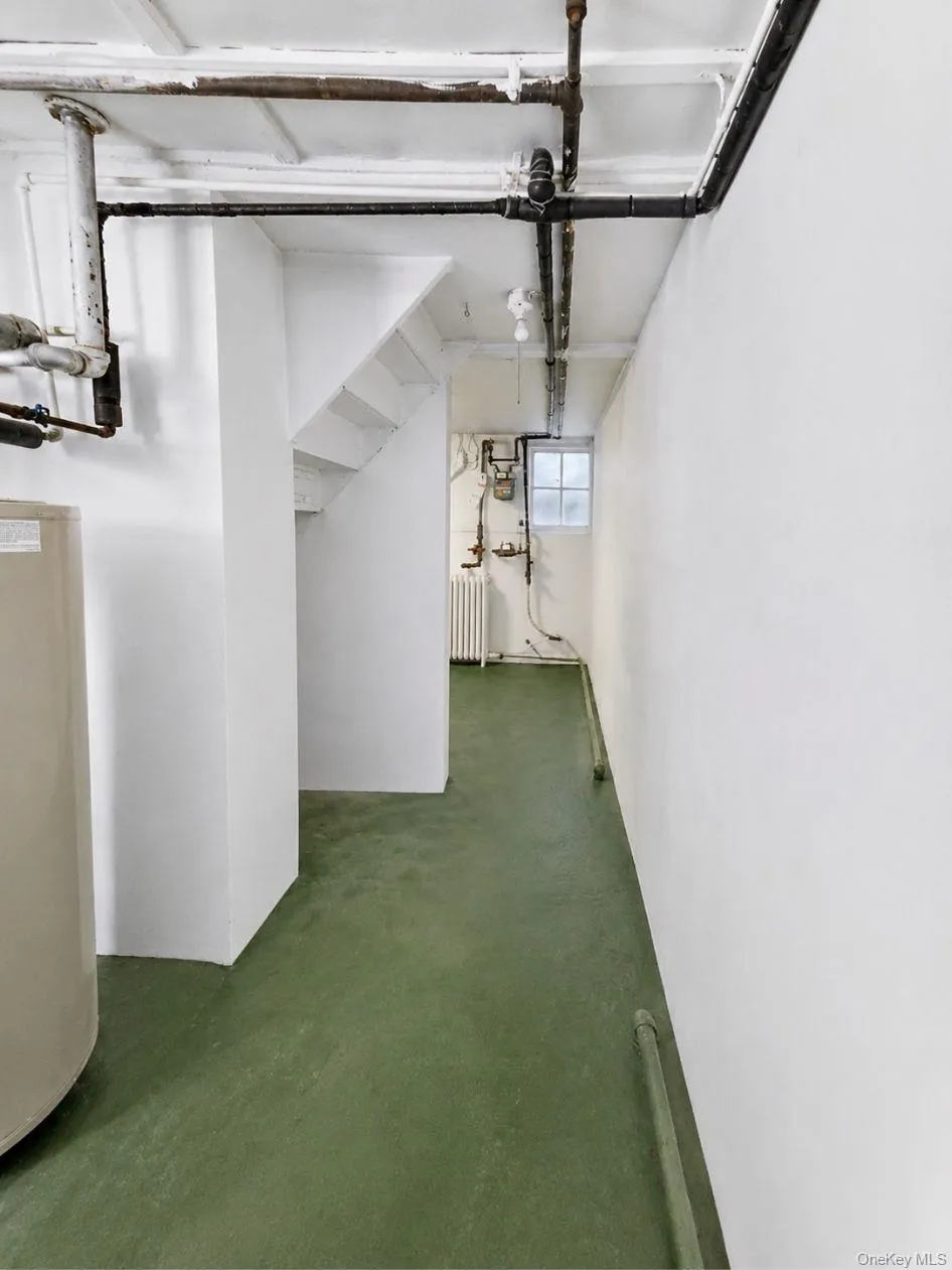 20-42 41st Street Astoria, NY 11105