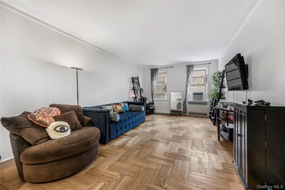 2190 Boston Road #4G Bronx, NY 10462